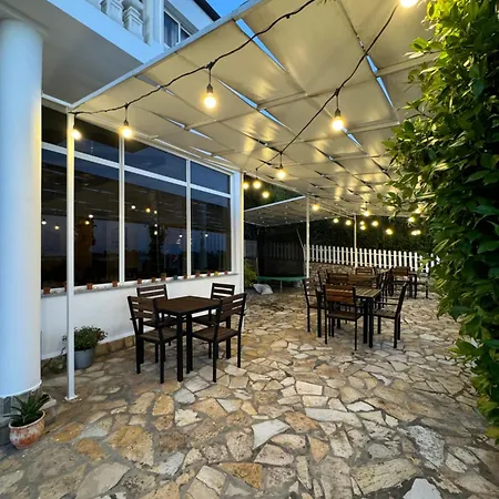 Horizont Bed & Breakfast 4*