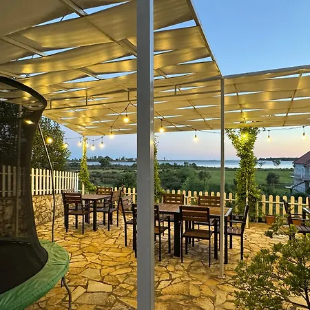 Nocleg ze śniadaniem Horizont Baks-Rrjoll