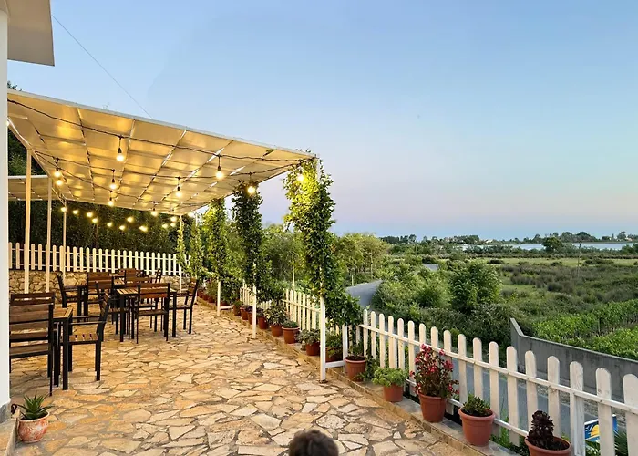 Horizont فندق مبيت وإفطار Baks-Rrjoll