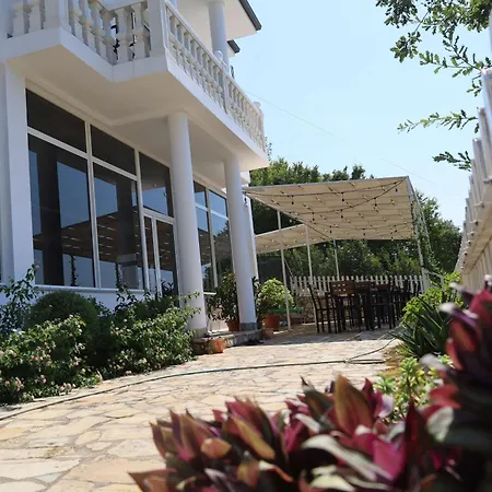 Horizont 4* Baks-Rrjoll