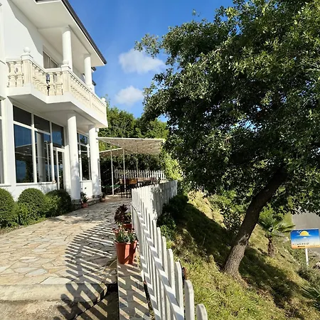 Horizont 4* Baks-Rrjoll