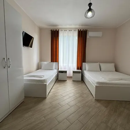 Horizont 4* Baks-Rrjoll