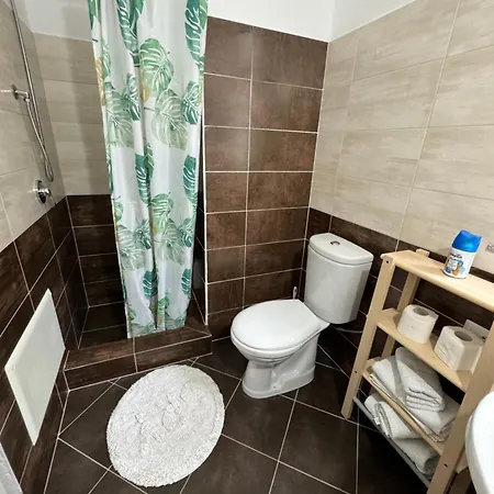 Horizont فندق مبيت وإفطار Baks-Rrjoll